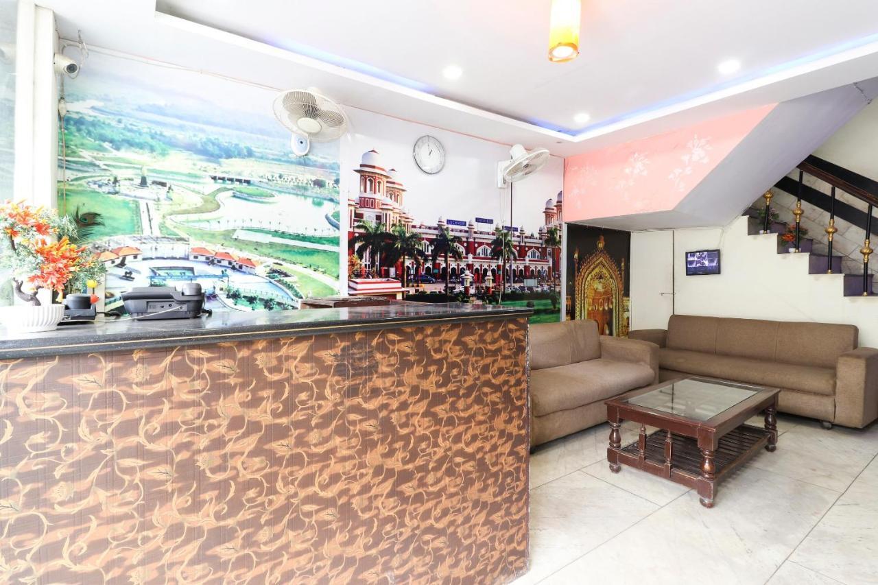 Oyo 40431 Hotel Amar Prem Lucknow Exterior foto
